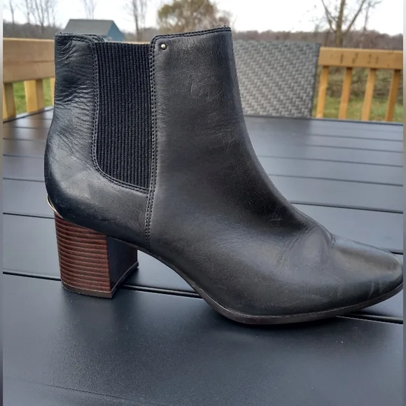 Women's Calvin Klein Black Chunky Block Heel Felda Booties, Size 6, Ankl… - Picture 7 of 16